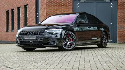 Zwart Occasion 2022 Audi A8 Exclusive Sedan | € 69.950 (Eerlijke prijs)