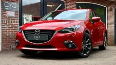 Rood Gebruikt 2016 Mazda 3 Nakama Hatchback | € 14.950 (Eerlijke prijs)