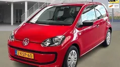 Rood, metallic lak Gebruikt 2013 VW up! take up! Hatchback | € 7.950 (Eerlijke prijs)