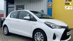 Gebruikt 2016 Toyota Yaris Hybrid Hatchback | € 12.995 (Goede deal)