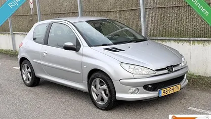 Occasion Peugeot 206 88 PK (64 kW) 2004 Hatchback