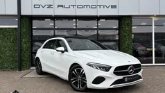 Wit Gebruikt 2023 Mercedes A180 Luxury Hatchback | € 32.950 (Eerlijke prijs)