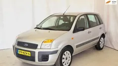 Gebruikt 2009 Ford Fusion Cool & Sound Edition MPV | € 2.999 (Eerlijke prijs)