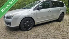Grijs Gebruikt 2007 Ford Focus Ambiente Stationwagen | € 699 (Super prijs)