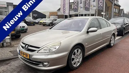 Grijs (metallic) Occasion 2007 Peugeot 607 Sedan | € 3.495 (Eerlijke prijs)