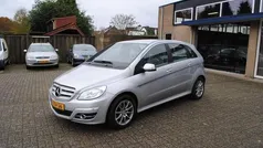 Grijs Gebruikt 2009 Mercedes B200 MPV | € 5.950 (Eerlijke prijs)