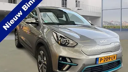 Grijs Occasion 2022 Kia e-Niro SUV | € 22.950 (Eerlijke prijs)