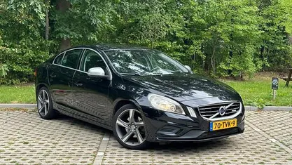 Occasion Volvo S60 R-Design 150 PK (110 kW) 2012 Zwart Sedan