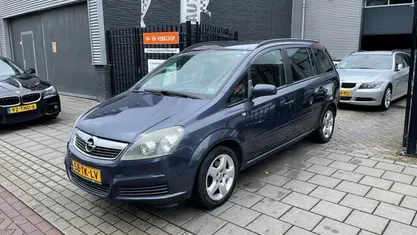 Occasion Opel Zafira Enjoy 105 PK (77 kW) 2006 Grijs, metallic lak MPV