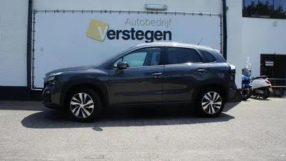Gebruikt 2024 Suzuki SX4 S-Cross Style SUV | € 28.900 (Eerlijke prijs)