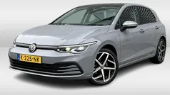 Gebruikt 2020 VW Golf VII Style Hatchback | € 22.950 (Eerlijke prijs)