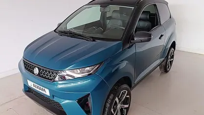 Nieuw Aixam Crossover Premium 2025 Blauw Hatchback