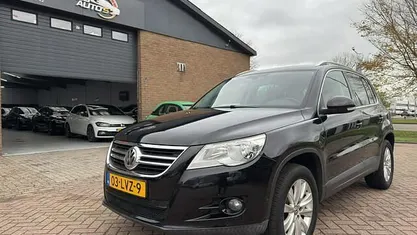 Zwart Occasion 2010 VW Tiguan Sport SUV | € 7.499 (Eerlijke prijs)