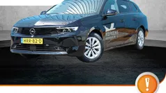 Zwart Gebruikt 2025 Opel Astra Business Edition Stationwagen | € 28.925 (Eerlijke prijs)