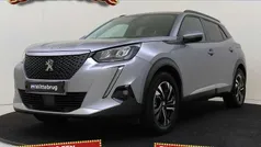 Grijs Gebruikt 2020 Peugeot e-2008 Allure SUV | € 16.925 (Goede deal)