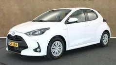 Wit Gebruikt 2021 Toyota Yaris Hybrid Active Hatchback | € 20.645 (Eerlijke prijs)