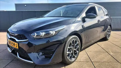 Occasion 2024 Kia Ceed GT-Line Hatchback | € 29.895 (Eerlijke prijs)