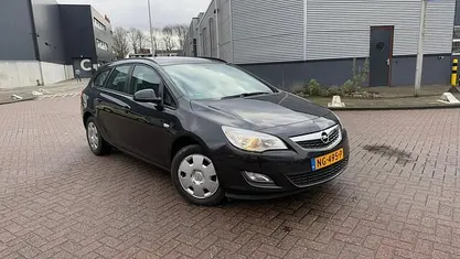 Occasion Opel Astra Design Edition 140 PK (102 kW) 2013 Stationwagen