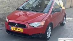 Rood Gebruikt 2009 Mitsubishi Colt Edition Hatchback | € 2.399 (Goede deal)