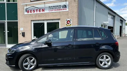 Occasion VW Golf Sportsvan Comfortline 110 PK (80 kW) 2016 MPV