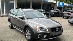 Grijs, metallic lak Gebruikt 2008 Volvo XC70 Summum SUV | € 9.900 (Eerlijke prijs)