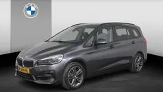 Grijs Gebruikt 2022 BMW 216 Sport Line Stationwagen | € 22.400 (Eerlijke prijs)