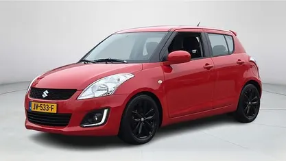 Rood Occasion 2016 Suzuki Swift Hatchback | € 9.950 (Eerlijke prijs)