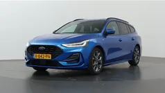 Blauw Gebruikt 2023 Ford Focus ST-Line X Stationwagen | € 27.440 (Eerlijke prijs)