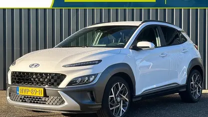 Wit Occasion 2021 Hyundai Kona SUV | € 22.735 (Eerlijke prijs)