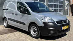 Grijs Gebruikt 2017 Peugeot Partner MPV | € 10.950 (Eerlijke prijs)