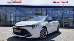 Wit Gebruikt 2019 Toyota Corolla Stationwagen | € 20.785 (Eerlijke prijs)