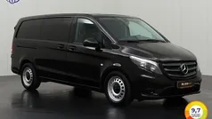 Zwart Gebruikt 2019 Mercedes Vito MPV | € 24.800 (Goede deal)