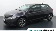 Zwart Gebruikt 2022 VW Polo Life Hatchback | € 19.540 (Eerlijke prijs)