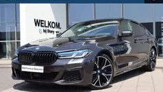 Gebruikt 2022 BMW 545e Comfort Edition Sedan | € 54.850 (Eerlijke prijs)