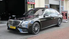 Zwart, metallic lak Gebruikt 2019 Mercedes S400 Premium Plus Sedan | € 57.950 (Eerlijke prijs)