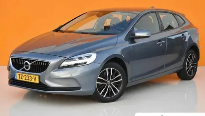 Grijs Gebruikt 2018 Volvo V40 Hatchback | € 16.945 (Goede deal)