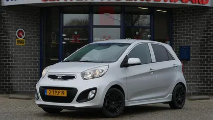 Grijs Occasion 2014 Kia Picanto Hatchback | € 6.345 (Eerlijke prijs)
