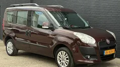 Rood Gebruikt 2010 Fiat Doblò Emotion MPV | € 4.495 (Eerlijke prijs)