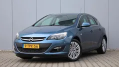 Blauw Gebruikt 2014 Opel Astra Design Edition Hatchback | € 6.499 (Eerlijke prijs)