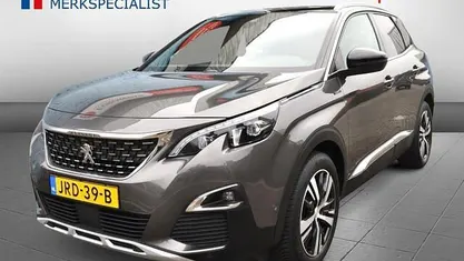Grijs Gebruikt 2019 Peugeot 3008 GT SUV | € 18.350 (Eerlijke prijs)