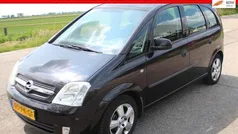 Zwart Gebruikt 2004 Opel Meriva MPV | € 699 (Eerlijke prijs)