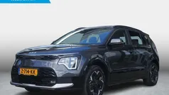 Grijs, metallic lak Gebruikt 2024 Kia e-Niro SUV | € 33.390 (Super prijs)