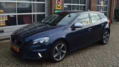 Blauw Gebruikt 2013 Volvo V40 R-Design Hatchback | € 7.950 (Goede deal)