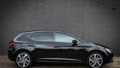 Gebruikt 2016 Seat Leon Reference Hatchback | € 10.950 (Eerlijke prijs)