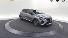 Gebruikt 2024 Renault Clio V Techno Hatchback | € 21.400 (Eerlijke prijs)