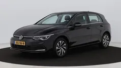 Zwart Gebruikt 2021 VW Golf VIII Style Hatchback | € 20.900 (Super prijs)