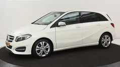 Gebruikt 2015 Mercedes B180 Prestige MPV | € 13.900 (Eerlijke prijs)