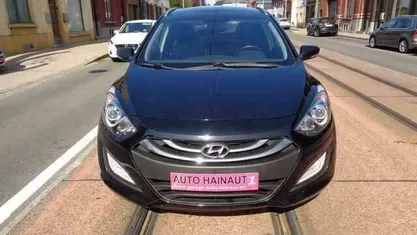 Zwart Gebruikt 2014 Hyundai i30 GO! Stationwagen | € 6.999 (Eerlijke prijs)