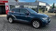 Gebruikt 2021 VW Tiguan Life SUV | € 36.766 (Eerlijke prijs)