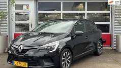 Gebruikt 2021 Renault Clio V Zen Hatchback | € 12.750 (Eerlijke prijs)